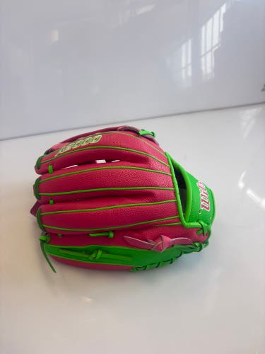 Wilson A2000 RH Baseball Glove 12" (New) Jose Ramirez