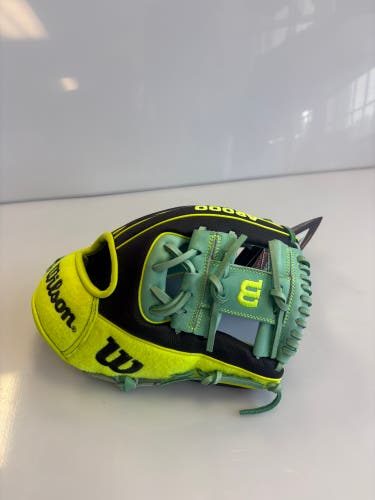 Wilson A2000 1786 RH Infield Baseball Glove 11.5" (New) collector glove LTD Edition