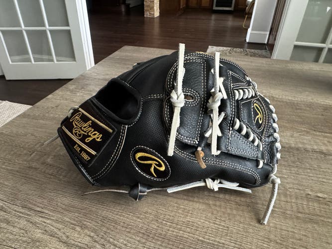 Rawlings Heart of the Hide RH Pitcher's Baseball Glove 12" (Used)