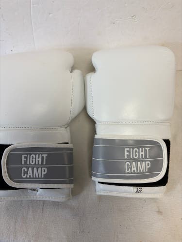 (Used)12oz Fight Camp boxing gloves