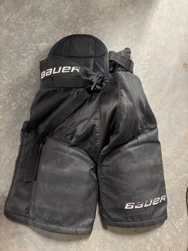 Junior Small Bauer Vapor X3.0 Hockey Pants (Used)