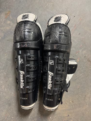 Youth Franklin 9" Shin Pads (Used)