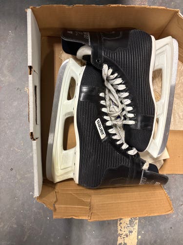 Old School Bauer Black Panther Hockey Skates 11 (New)
