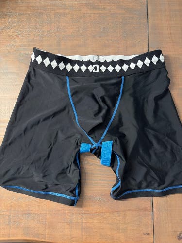 Black Large Men's Diamond MMA Compression (Used)