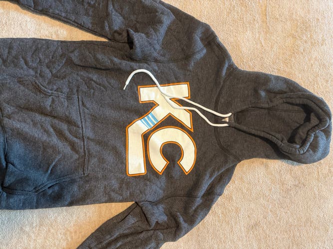 Gray Adult Unisex Small Sweatshirt (Used)