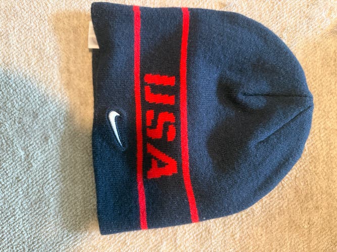 Adult Unisex One Size Fits All Hat (Used)