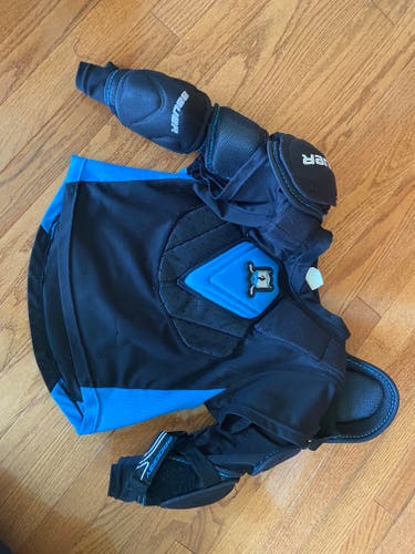 Large Youth Bauer Prodigy Shoulder Pads (Used)