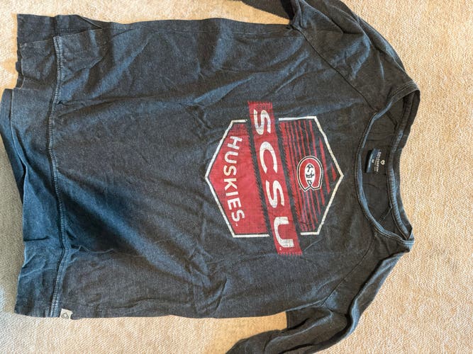 Gray Medium Women's Shirt (Used)