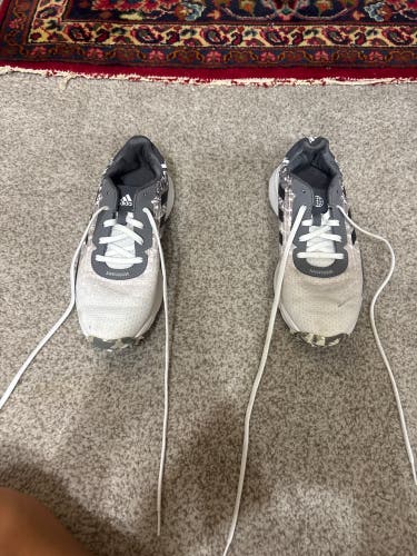 Unisex 5Y (Big Kids / Youth) Youth Adidas Shoes (Used)