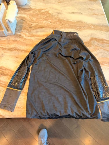 Warroad Large 14 long sleeve shirt