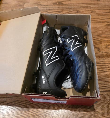 Black Men's Size M 10.5 (W 11.5) New Balance 442 V2 Academy Molded Cleats Cleats (Used)