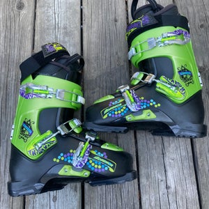 Mondo 24 & 24.5 Men's Nordica Ski Boots (Used)