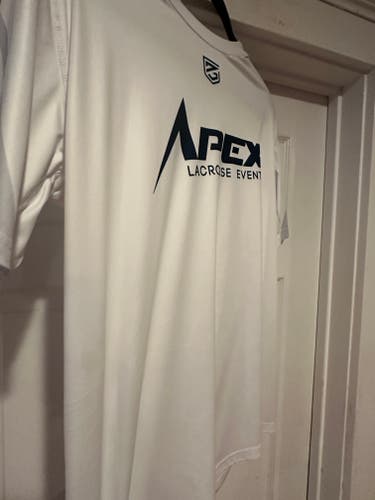 White Medium Men's Shirt (Used)