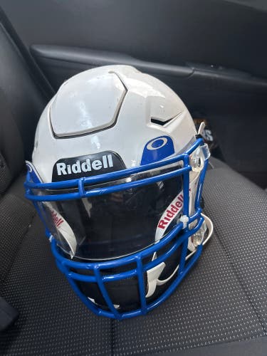 White Adult Large Riddell SpeedFlex Helmet (Used)