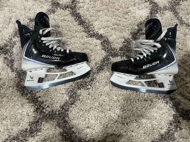 2025 Bauer Vapor Flylite Hockey Skates 7.5 (Used)
