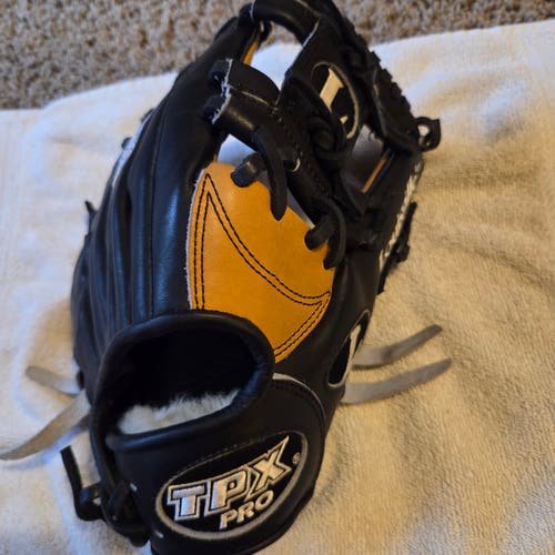 Louisville Slugger RH Infield/Pitcher TPX PRO Series Baseball Glove 11.5" Excellent Condition