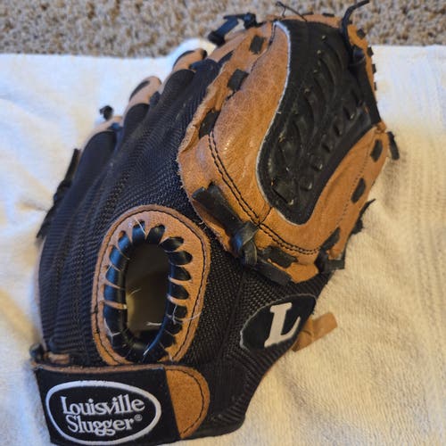 Louisville Slugger RH Genesis 1884 Youth Baseball Glove 11.5" Game Ready