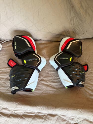 Senior Large Bauer Vapor Hyperlite Elbow Pads (Used)