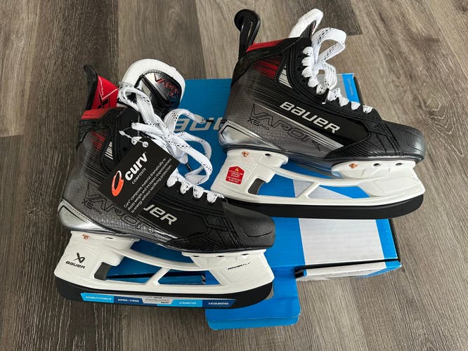 (New) Bauer Vapor X5 Pro Hockey Skates Size 4.5 Fit 3