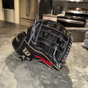 Wilson A2000 1789 RH Infield Baseball Glove 11.5" (Used)