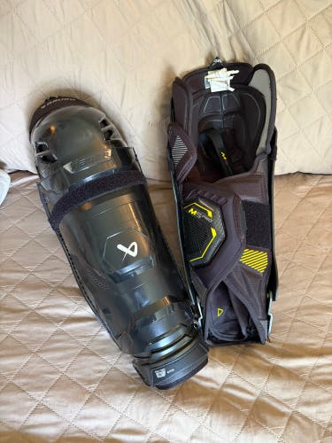 Senior Bauer Supreme M5 Pro 16" Shin Pads (Used)