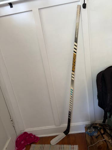 Senior Warrior Novium Pro Right Handed Hockey Stick W03 85 Flex (Used)