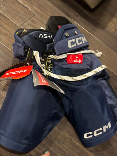 Junior Small CCM Tacks AS-V Hockey Pants (New)
