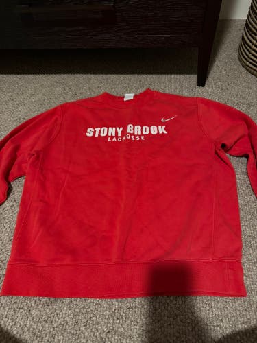 Red Women's Large Nike Sweatshirt (Used)