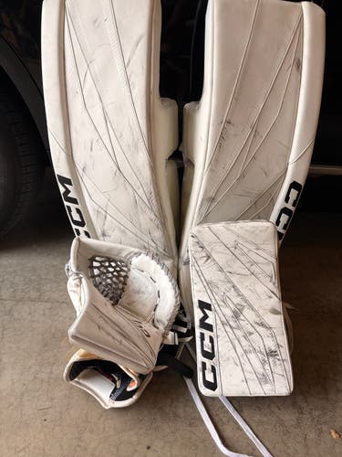 34" CCM Axis XF Pro Regular Goalie Full Set Pro Stock (Used)