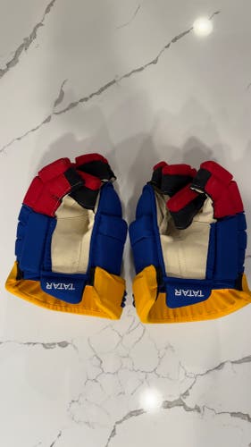 Brand New True Pro 4-Roll Gloves 14” New Jersey Devils Reverse Retro Tatar Short Cuff - never worn