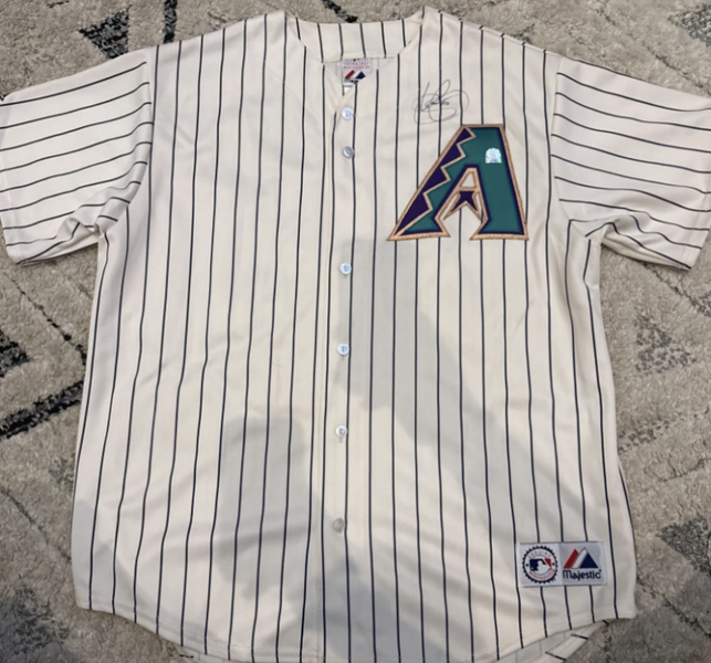 Retro Majestic Arizona Diamondbacks autographed MLB jersey, size XL.