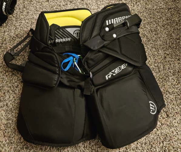 Intermediate Medium/Large Warrior Hockey Goalie Pants (Used)