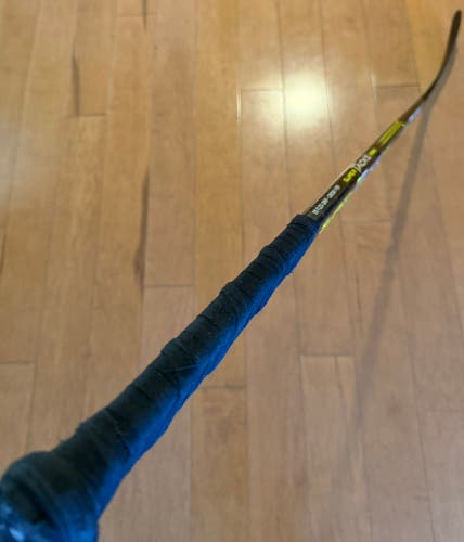 Intermediate CCM Super Tacks 9360 Right Handed Hockey Stick P29 Crosby 55 Flex (Used)
