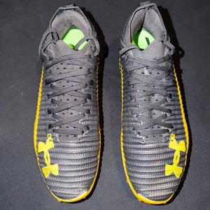 Black Unisex Size M 8.5 (W 9.5) Adult Under Armour Cleats (Used)