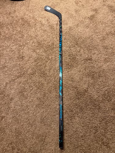 Senior Bauer Pulse Left Hand Hockey Stick P92 77 Flex (New)