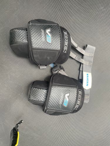 Vaughn V9 Pro 2020 Goalie Knee Pads (Used)