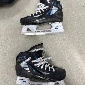 2021 True TF9 Hockey Goalie Skates Regular Width 8 (Used)