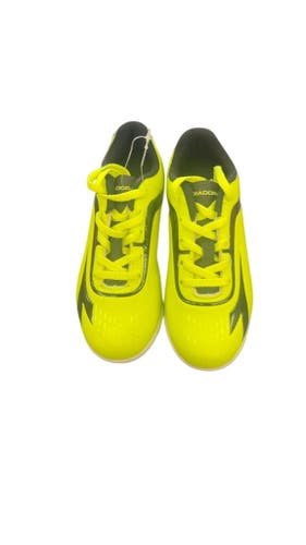 Diadora 7 Fifty Youth Soccer Shoes - Neon Yellow - Size 13 brand new