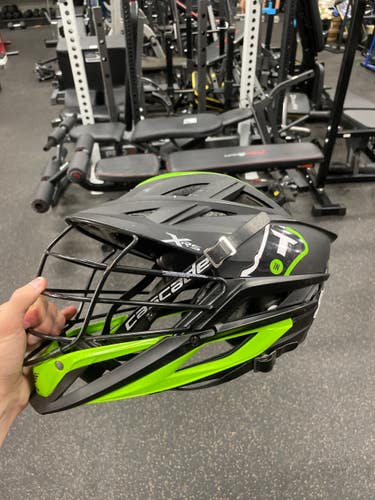 Used Cascade XRS Lacrosse Helmet Black XS 11337-S000493395