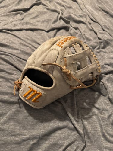 Marucci Custom RH Infield Baseball Glove 11.5" (Used)