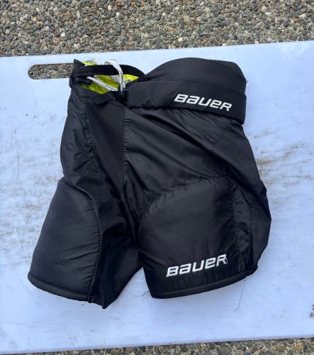 Youth Large Bauer Vapor X Velocity Hockey Pants (Hardly Used)