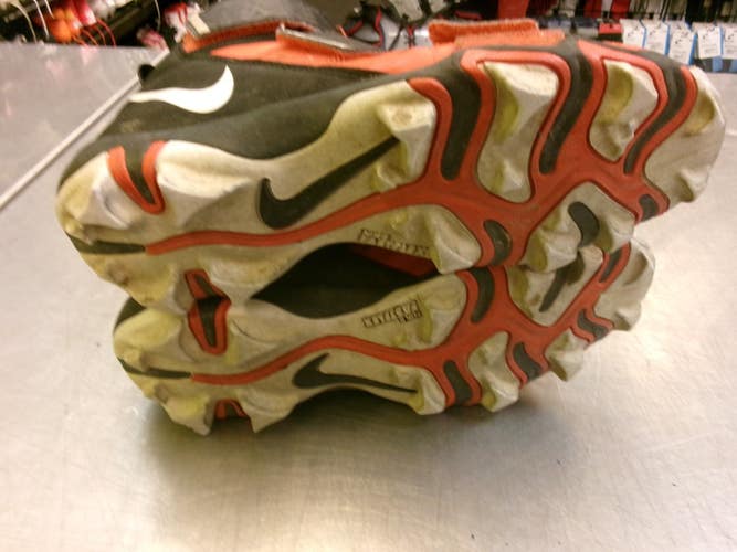 Used Nike Jr FB Cleats Orange Junior 05.5 11339-S000205208