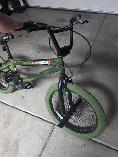 Unisex 2023 BMX Bike 11" (Used)