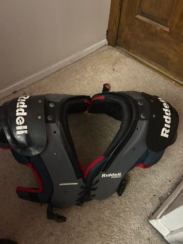 3XL Adult Riddell Pursuit Shoulder Pads (Used)