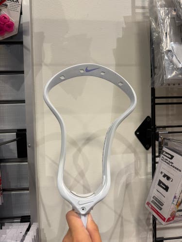 Nike Head (Used)
