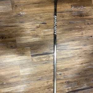 Senior Bauer Vapor Hyperlite Right Handed Hockey Stick P92 77 Flex Pro Stock (New)