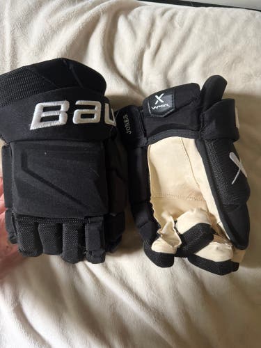 Boston bruins Bauer Vapor Hyperlite Gloves 14" Pro Stock (New)