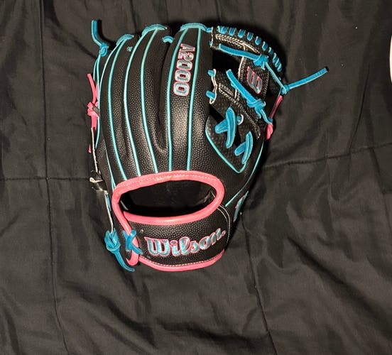 2025 Wilson A2000 RH Infield Baseball Glove 11.5" (New)