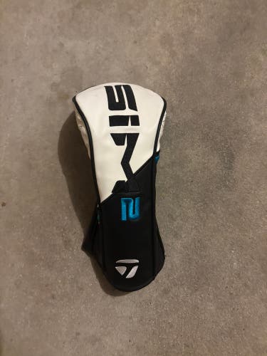 TaylorMade SIM 2 Driver Head Cover (Used)