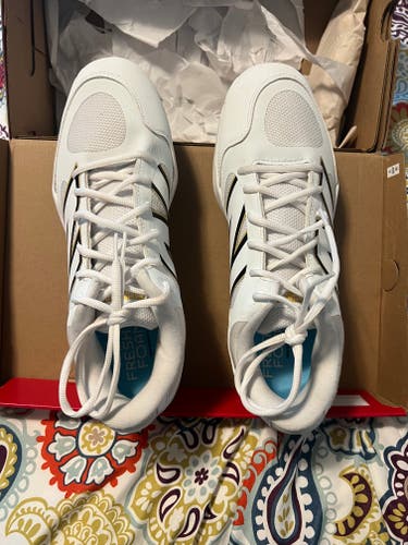 White Men's Size M 11.0 (W 12.0) Adult New Balance Low Top (New)